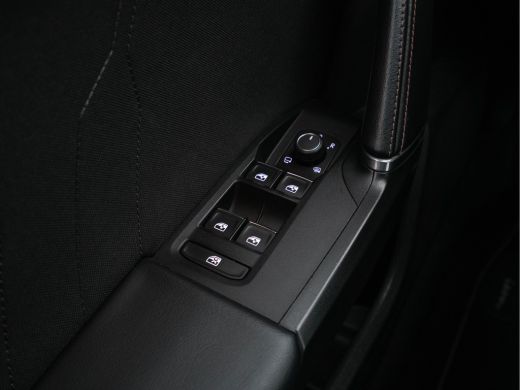 CUPRA Leon Sportstourer 1.4 e-Hybrid VZ Adrenaline (INCL-BTW) Aut. *FULL-LED | DIGI-COCKPIT | ADAPTIVE-CRUISE | 1/2-LEATH... ActivLease financial lease