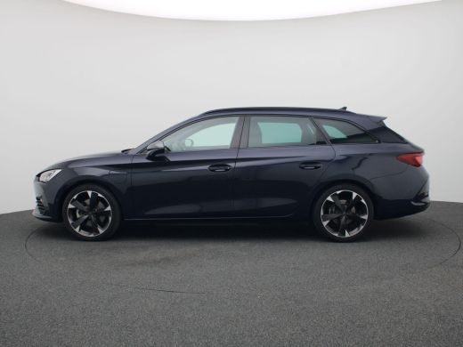 CUPRA Leon Sportstourer 1.4 e-Hybrid Business 204PK DSG full led, adaptive cruise, keyless, side assist, alarm, stuur-sto... ActivLease financial lease