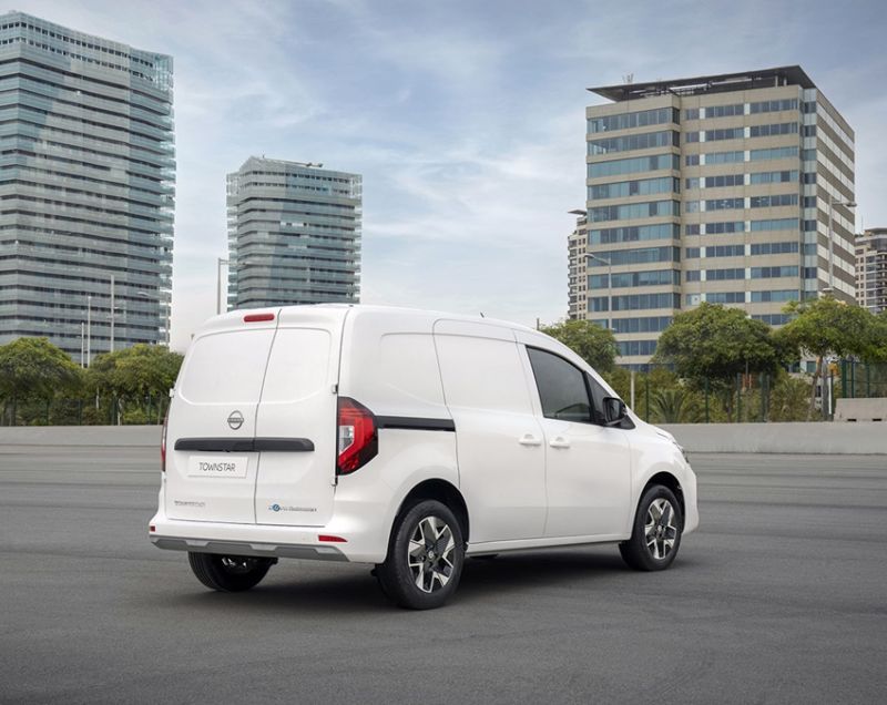 Nissan Townstar 45kWh l2 22kW n-connecta 90kw aut